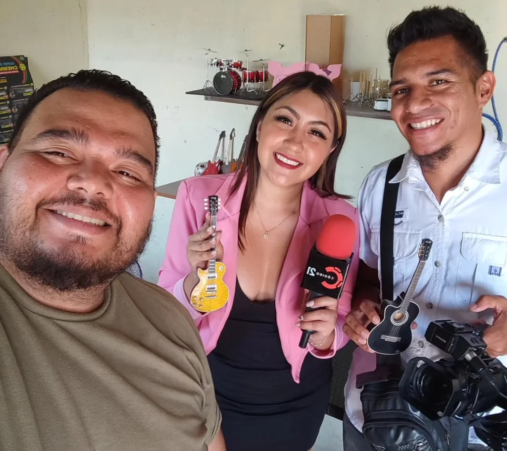 Jasson Mendoza | Instrumentos Miniatura SV El Salvador